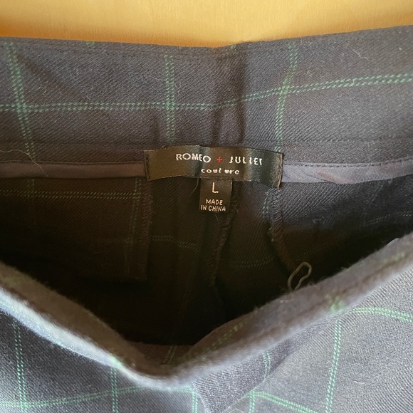Romeo and Juliet Trousers, Navy with Green stripe, Size L - Picture 2 of 4